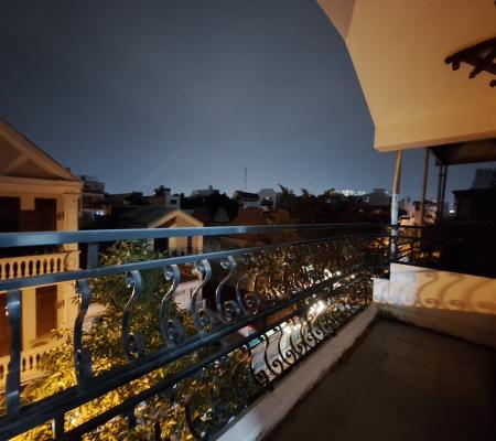 Nhà 4 tầng 46m2 mặt đường Hoàng Ngọc Phách, Kênh Dương