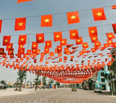 Xuất hiện con đường cờ đỏ sao vàng 250m – Kỷ lục dài nhất Hải Phòng