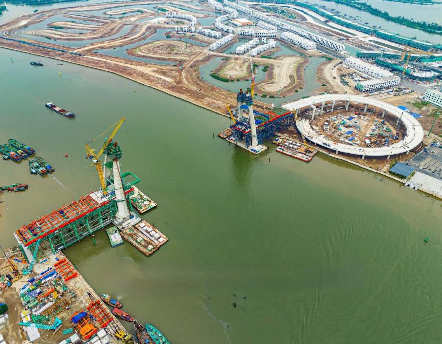 Tiến Độ Thi Công Cầu Hoàng Gia Tại Máy Chai Và Vũ Yên